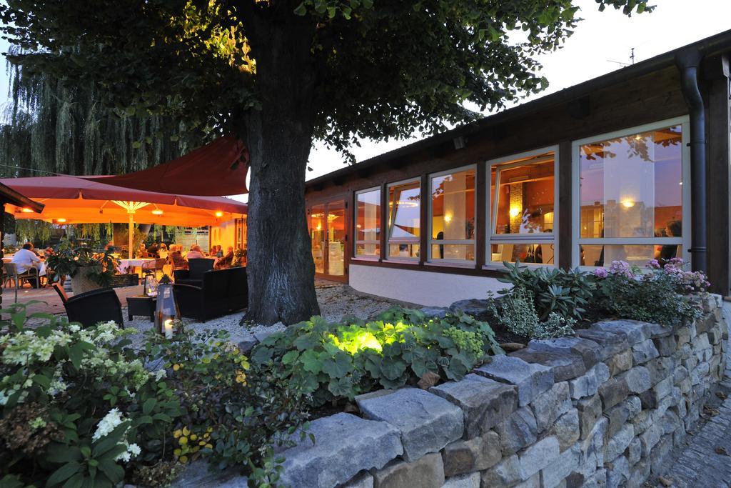 Hotel Dreimädelhaus Espelkamp-Mittwald Exterior foto